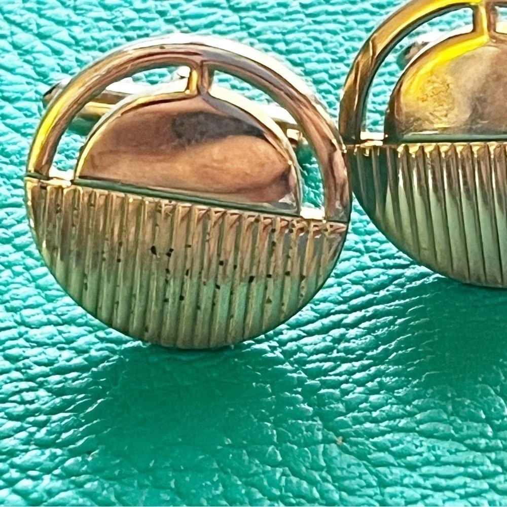 SWANK Cufflinks Gold Tone Round Mid Century Bullet Signed Classic Vintage